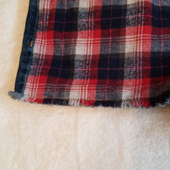 Forever 21 Plaid and Denim Shorts in Size 27 - Picture 5 of 8